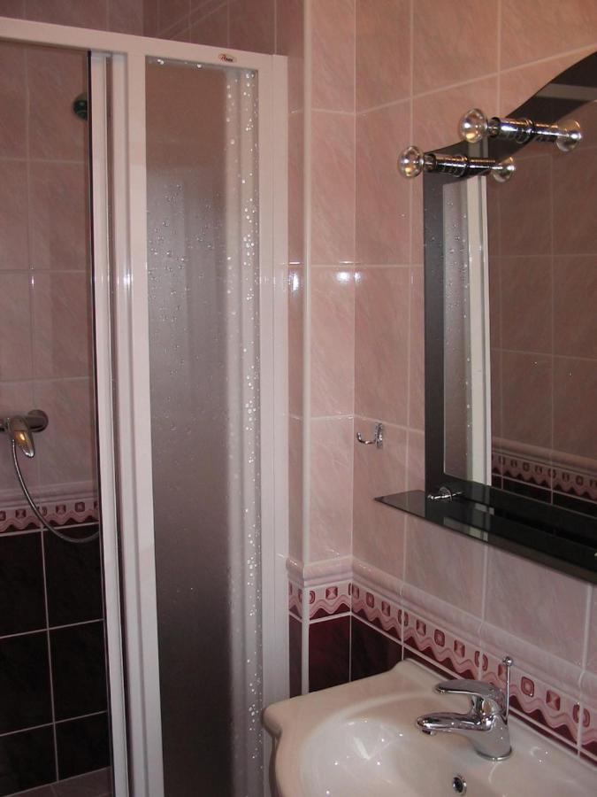 Privat Luptak Hotel Štrba Екстериор снимка
