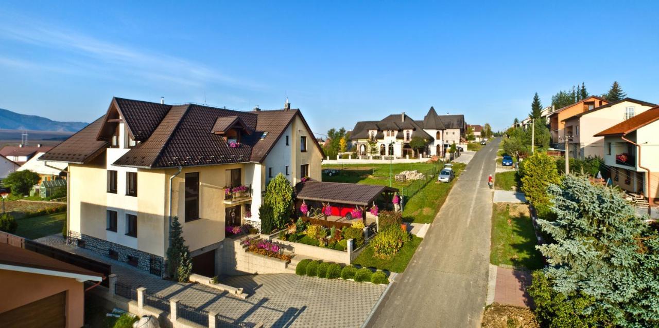 Privat Luptak Hotel Štrba Екстериор снимка